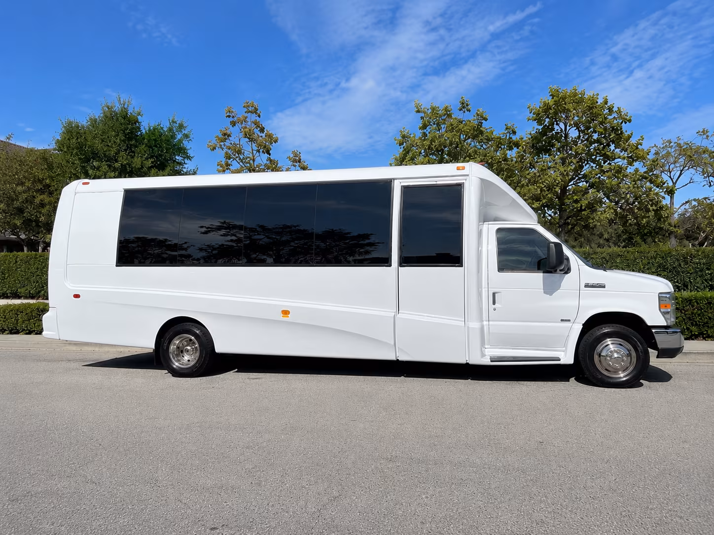 how the type of bus changes the price in north charleston south carolina